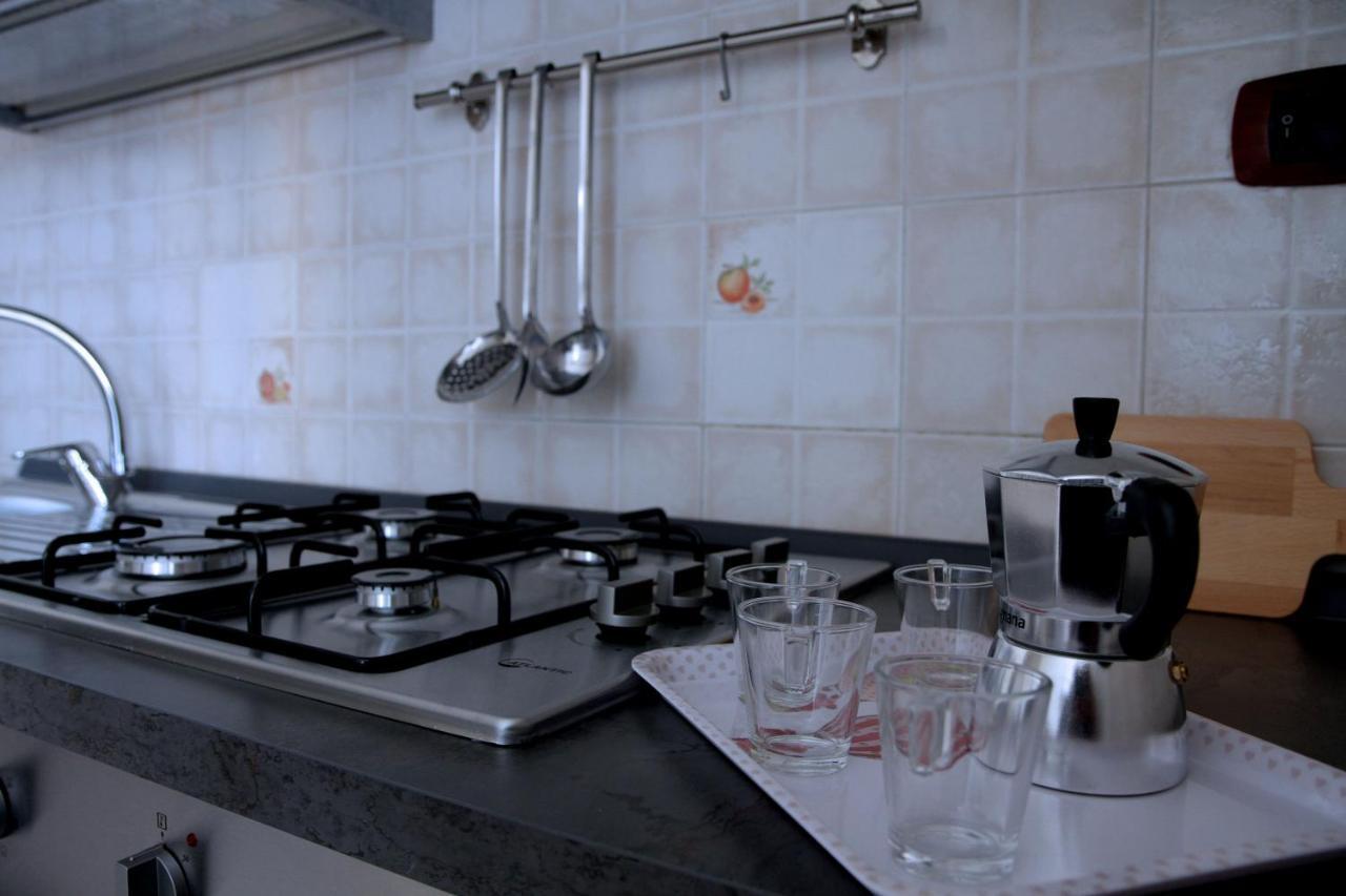 Giulia'S House Apartments Сант'Антоніо-Абате Екстер'єр фото